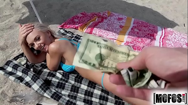 Mofos.com - Mae) - Öffentliche Abholungen