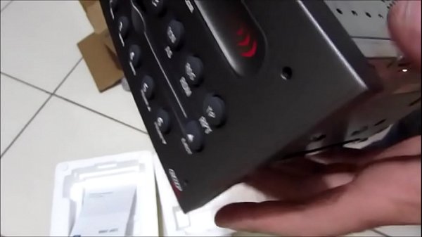 Vídeo para todo mundo que sente tesão ao ver homens de Havaianas com meias! SEM PORNÔ