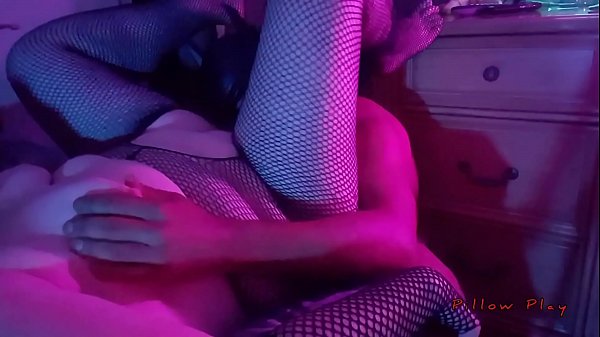 Pillow Play Amateur couple share a night of hot sex and foreplay In a Hotel Room My woman loves getting fucked hard, fingered and Eaten!!