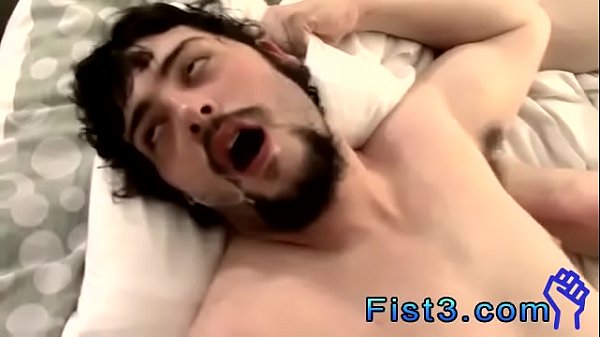 Fisting toon vídeos gays e vídeo adolescente de menino nu O Mestre dirige seu