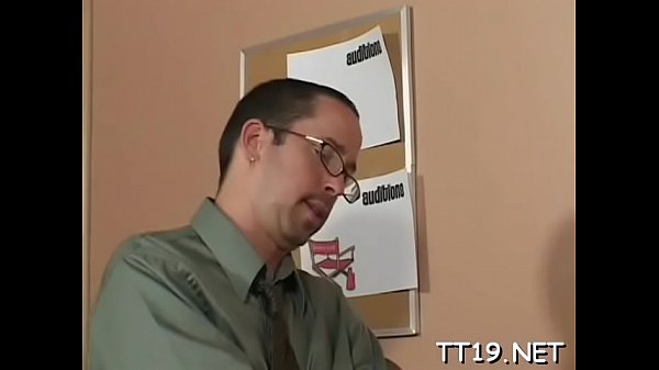 Seductive gets her cunt licked and gives blowjob