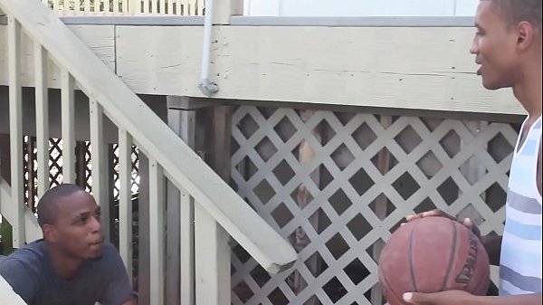 Dagger und Staxx vergnügen sich bei Rawbreeders, ficken mit uns und #feelthebreed