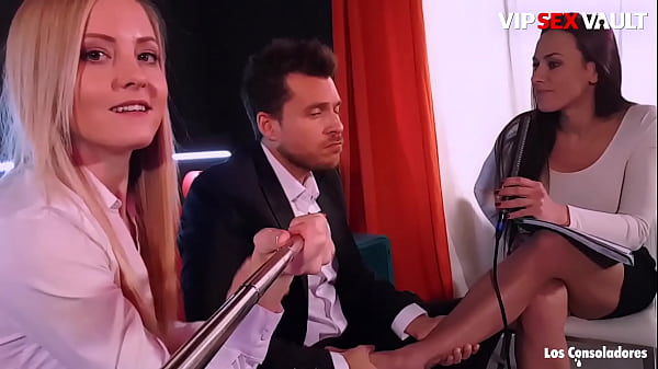 LOS CONSOLADORES - (Sicilia, Mea Melone &amp_ Andy Stone) Bueno, esta entrevista rápidamente se convirtió en algo más