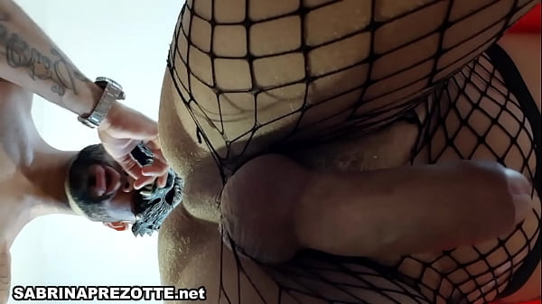 caldo travestito lo dà al lupo cattivo - sabrina prezotte prende 23 cm di grosso cazzo su per il culo - Completa sui MIEI CANALI.