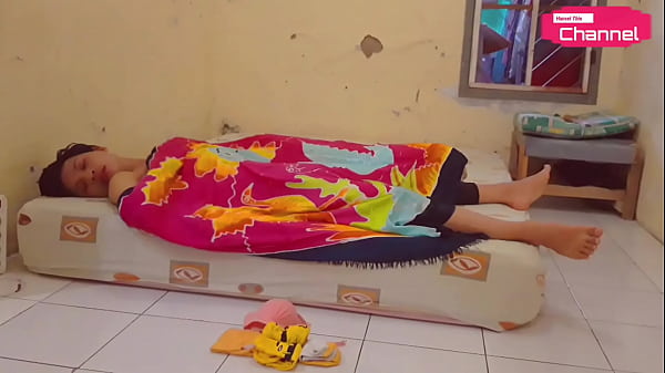 Hot passionate Teen dances - teen