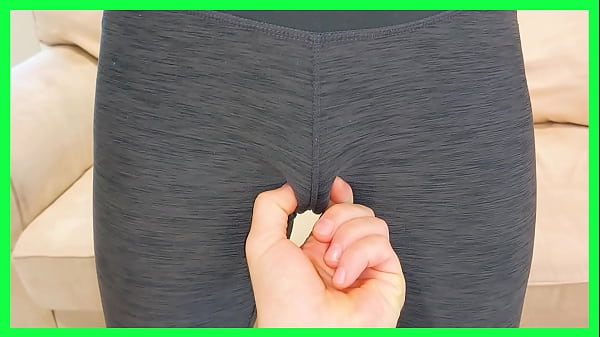 JAPONESA caliente en PANTALONES DE YOGA es follada por un entrenador - PARTE 1 -