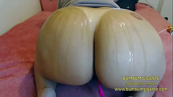 I forgot the window open and my neighbor saw me with my ass in the air - - Participate in my Videos