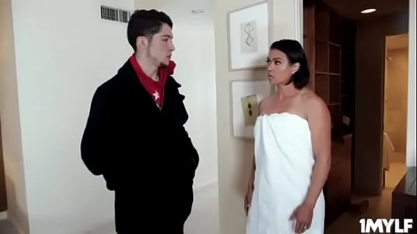 Wedding Ring Stepmom Flin1.mp4