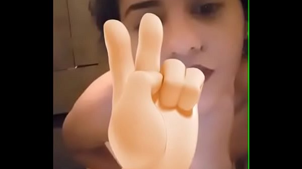 Novinha do Badoo mostrando tudo