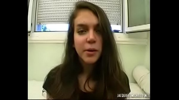 LOLA JEUNE SALOPE VA GO&Ucirc_TER A SA PREMI&Egrave_RE SODOMIE