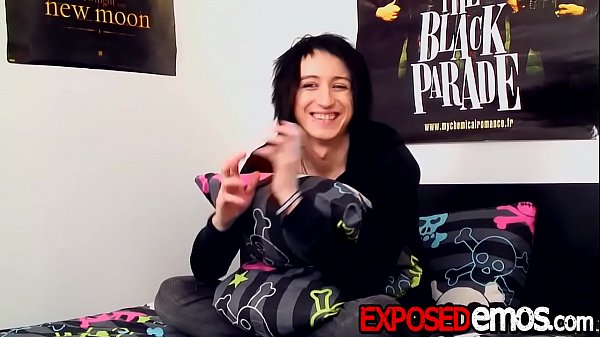 Inked emo tugs on his big dick and fucks toys for pleasure