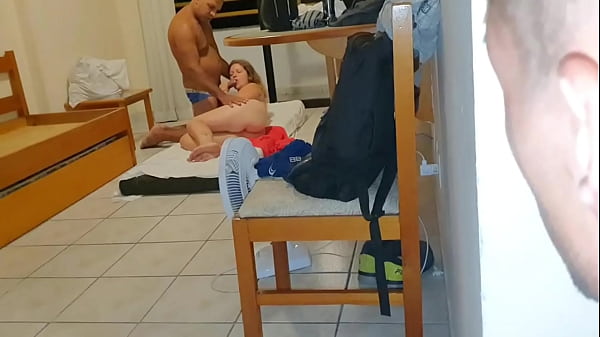 Melissa Alecxander fucking with Leo Ogro in the living room of the house, they were caught in the act by the young man who was invited to participate