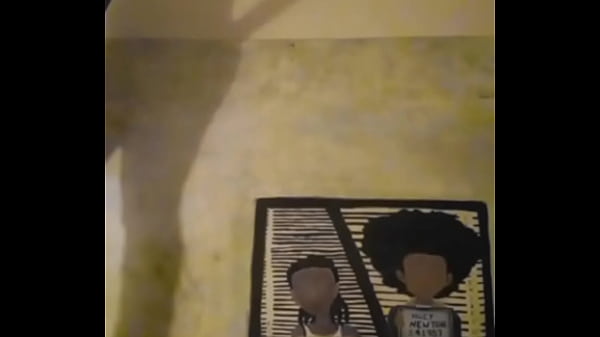 Ich suche nach mehr Möglichkeiten, mich wie eine Ästhetin aussehen zu lassen, um eine andere Ästhetik kostenlos zu genießen, während ich schwul bin