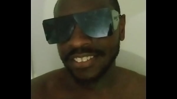 Un nuevo baile para cada otra canción que recorrió el canal anal o una pasarela en el ano 1