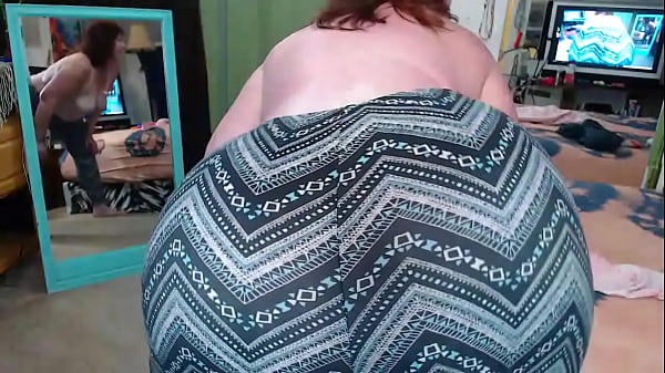 Dawnskye1962 - update #26 - 928 Custom for Jerry modeling leggings then sitting on his face - May 12, 2025