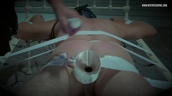 Dominatrix Mistress Aprils special bed for slave tornment