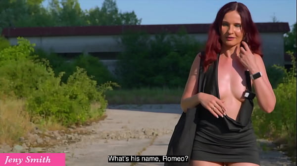 Jeny Smith asked to be chained her with a timer padlock with a toy in her pussy