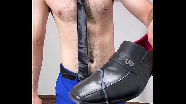 Sensual Teen Girl dances in amateur