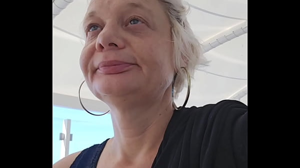 Looking for a stranger during my cruise to fuck my pussy and...