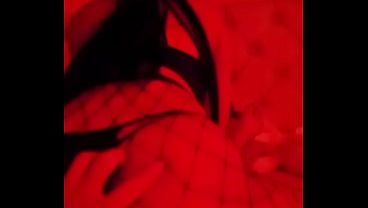 &iexcl_&iexcl_My lover rides her big buttocks and I end up filling her with milk inside while I put my finger in her delicious and Virgin ass!!