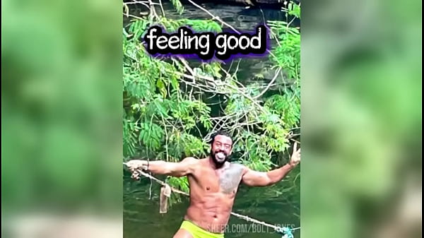 Wildes Teenie-Mädchen tanzt im Pornostar