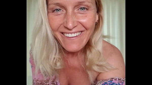 Hot Kathia Nobili teasing you 1ON1 play!!!