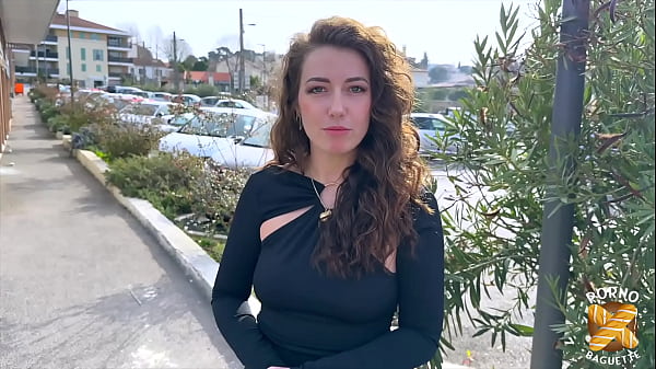 Livia, 27, always wants more cocks