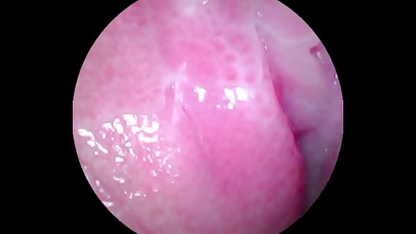 Telecamera nel profondo della figa bagnata e cattura l'intenso orgasmo femminile!!