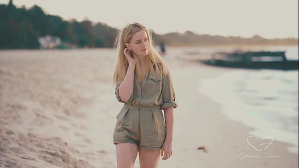 Making Out During The Beach Sunset! Charlie Forde &amp_ Olive Gee Make Out