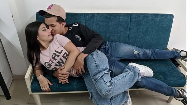 HOW DELICIOUS HOW my 18-year-old neighbor universatia puts her ass against my penis SEX WITH CLOTHES -SPANISH SUB