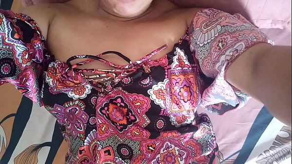 This rich and hot Mamacita only wants to fuck from behind, her favorite position is 69