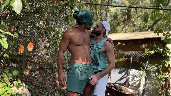 Un amore estivo con il mio giardiniere | Febbre della Costa Azzurra [5 minuti gratis i primi]