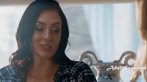 Rubbing Trans Genie'_s Magic Lamp