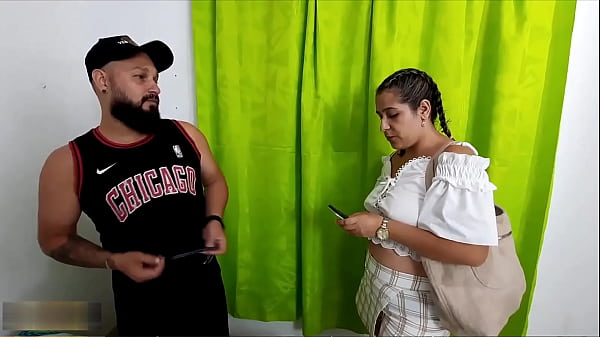 La puta de mi madrastra contrata a una mujer para arreglar nuestra casa y la convenc&iacute_ que me hiciera un trabajo sexual extra - Porn en Espa&ntilde_ol