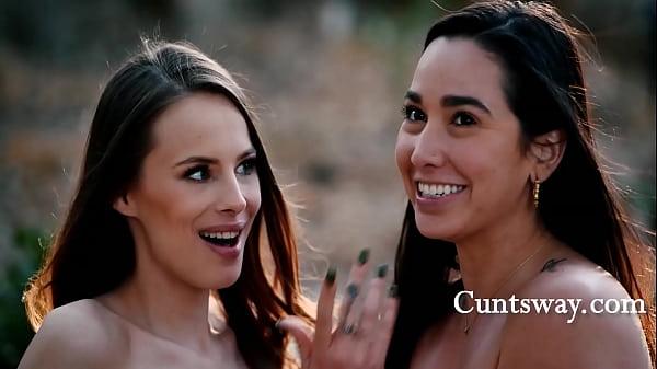 Welcome To The Neighborhood - Jillian Janson, Karlee Grey