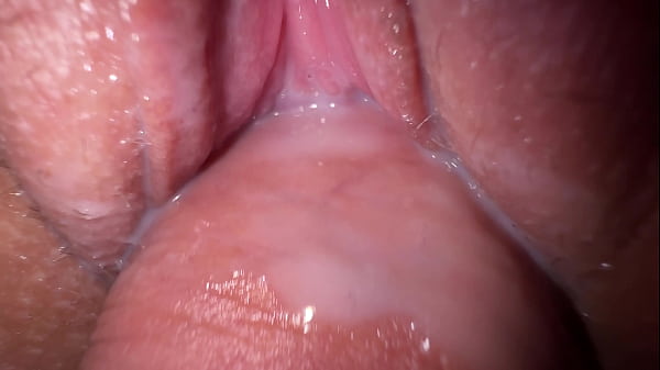 Me follé a mi hermanastra caliente, sexo cremoso increíble y me corrí dentro del coño