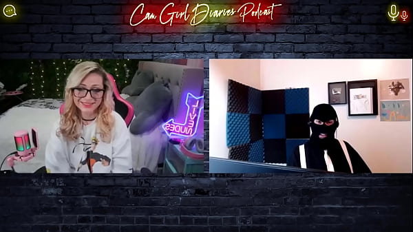 Nude Gamer Diane King - Cam Girl Entrepreneur