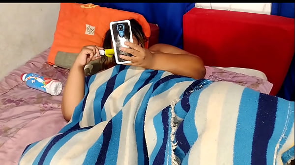 MY STEPMOTHER CATCHES_ PLAYING SIRIRICA HIDDEN FROM HIS STEPSON, HE THEN CATCHES HIS STEPMOTHER AND FUCKS HER BIG PUSSY AND SHE GETS CUM IN HER | JU NAUGHTY WIFE FUCKS WITH STEPSON WHEN