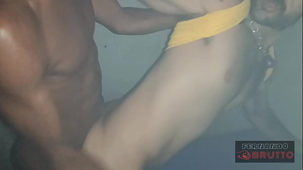 Cruising Bar: obsequio de fans brasileños.