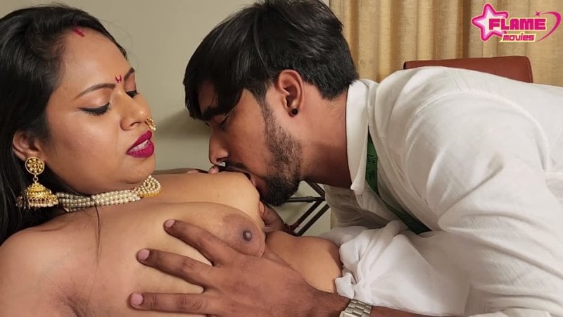 टेलर मास्टर के साथ भारतीय देसी भाभी का कट्टर सेक्स