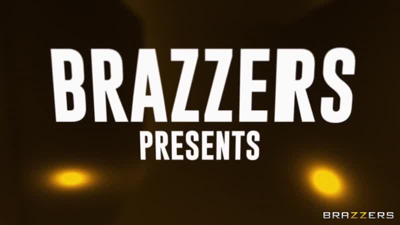 विक्टोरिया केक उसे आकार सेक्स, बड़ी गांड वाली फिल्म में ला रहा है