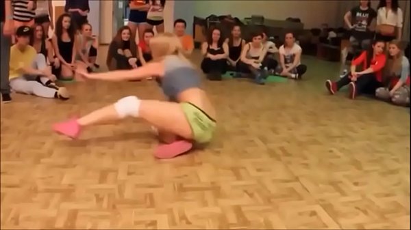 Twerking EDM e Sborrate Episodio 02